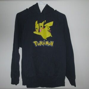 Navy blue retro Pokémon graphic hoodie! #pokemon #retro